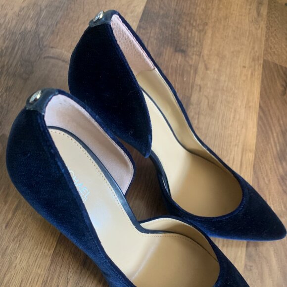 🆕 MK Blue Velvet D'Orsay Heels - Picture 11 of 14